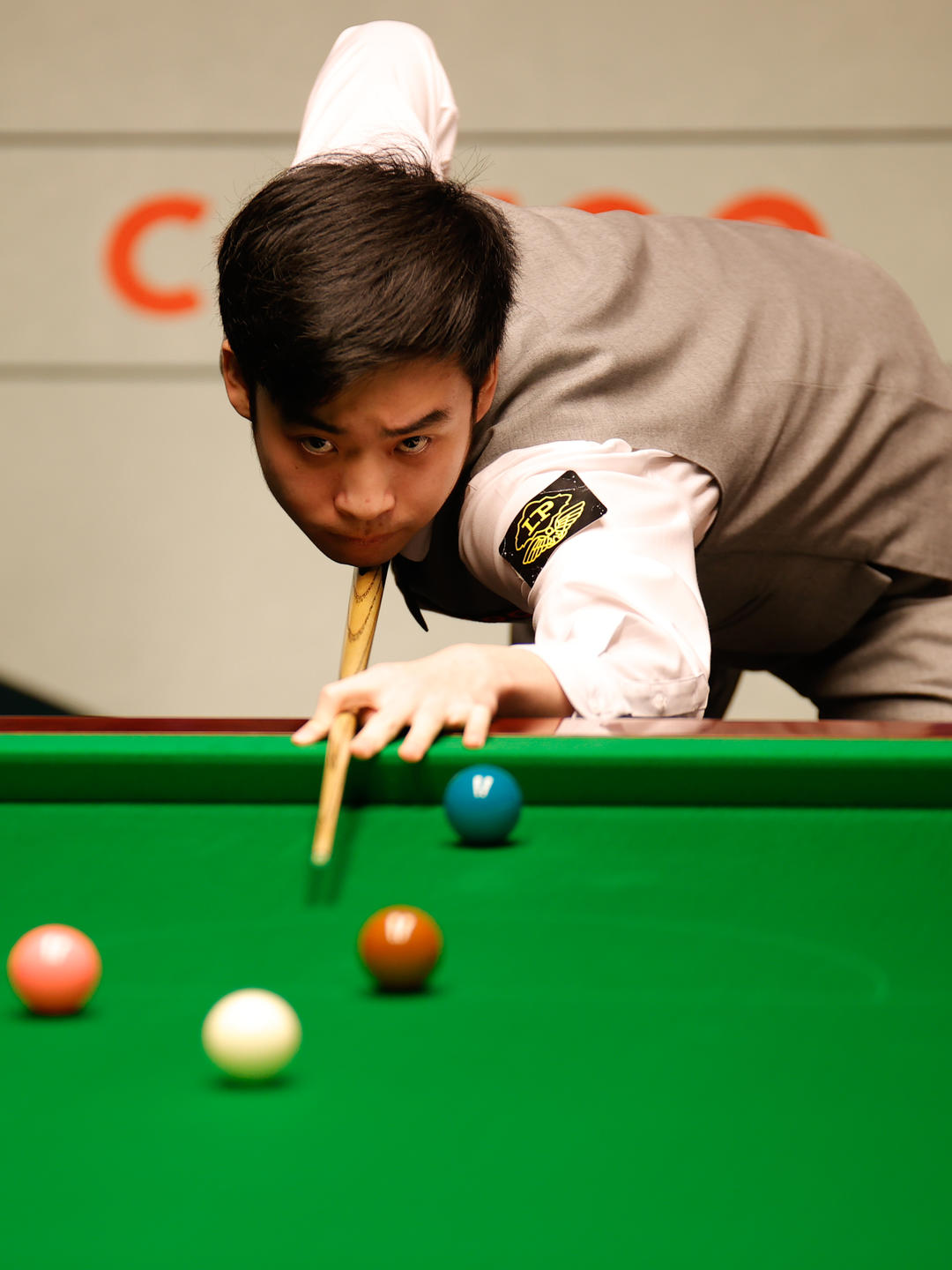 守端对持球 守端对持球